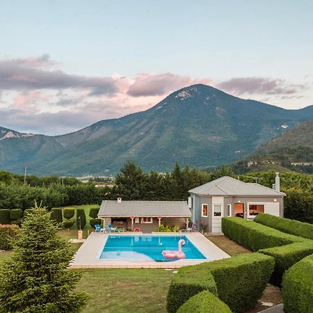 Villa Stymfalia - Luxury Mansion With Private Pool Karteri  Екстериор снимка