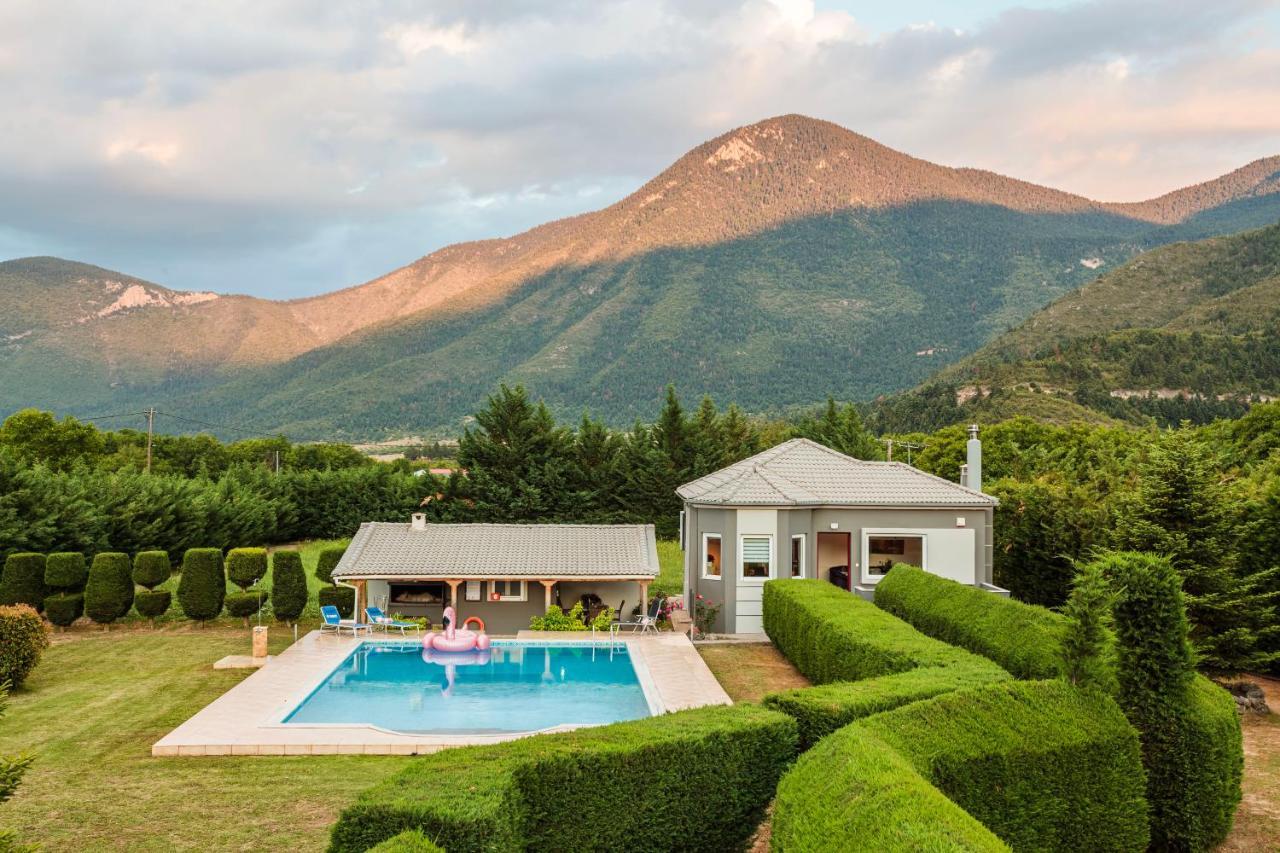 Villa Stymfalia - Luxury Mansion With Private Pool Karteri  Екстериор снимка
